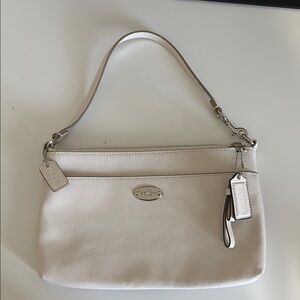 Coach Cream Classic Leather Shoulder Bag